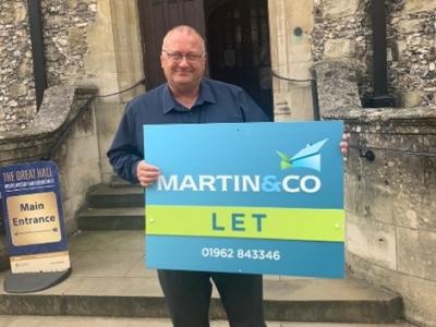 Steve Thomas - Martin & Co Winchester