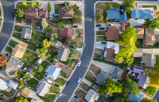 Tips on How to Properly Research a Neighbourhood Before Buying a Home